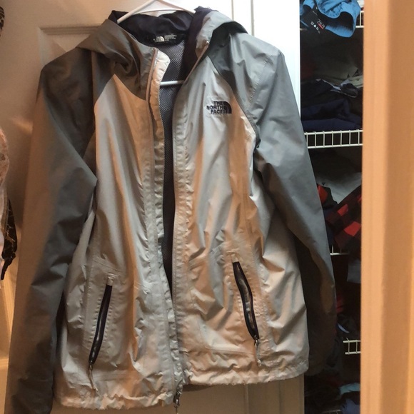 North face jacket - Picture 2 of 3